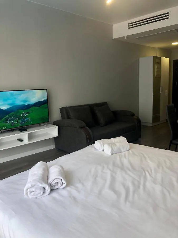 Sea View Apartment With A Swimming Pool Batumi