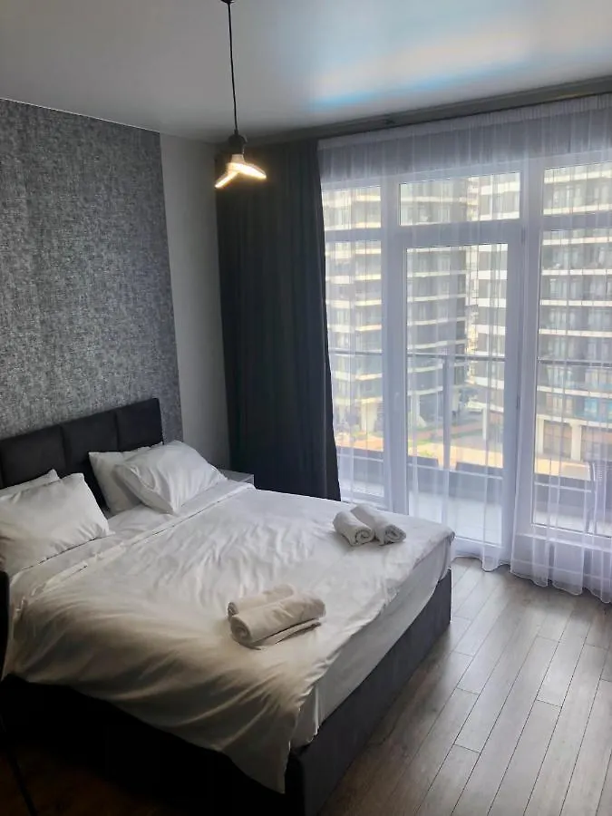 Sea View Apartment With A Swimming Pool Batumi